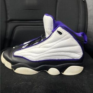 Jordan Pro Strong (PS) Little Kids' Shoes White/Electro Purple